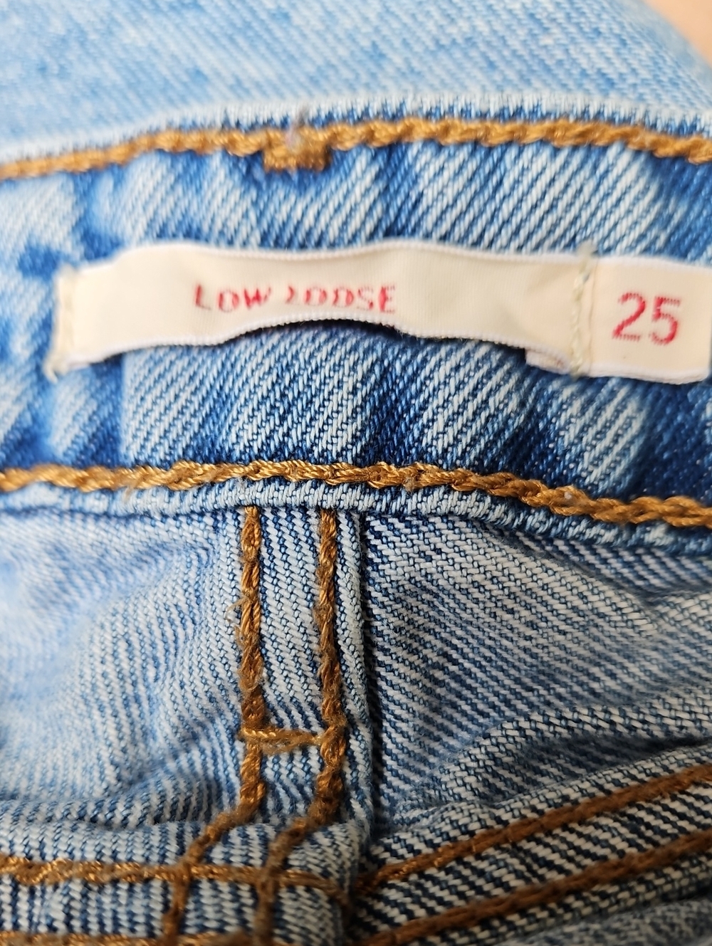Levis Low Loose 25x32 - Picture 5 of 8